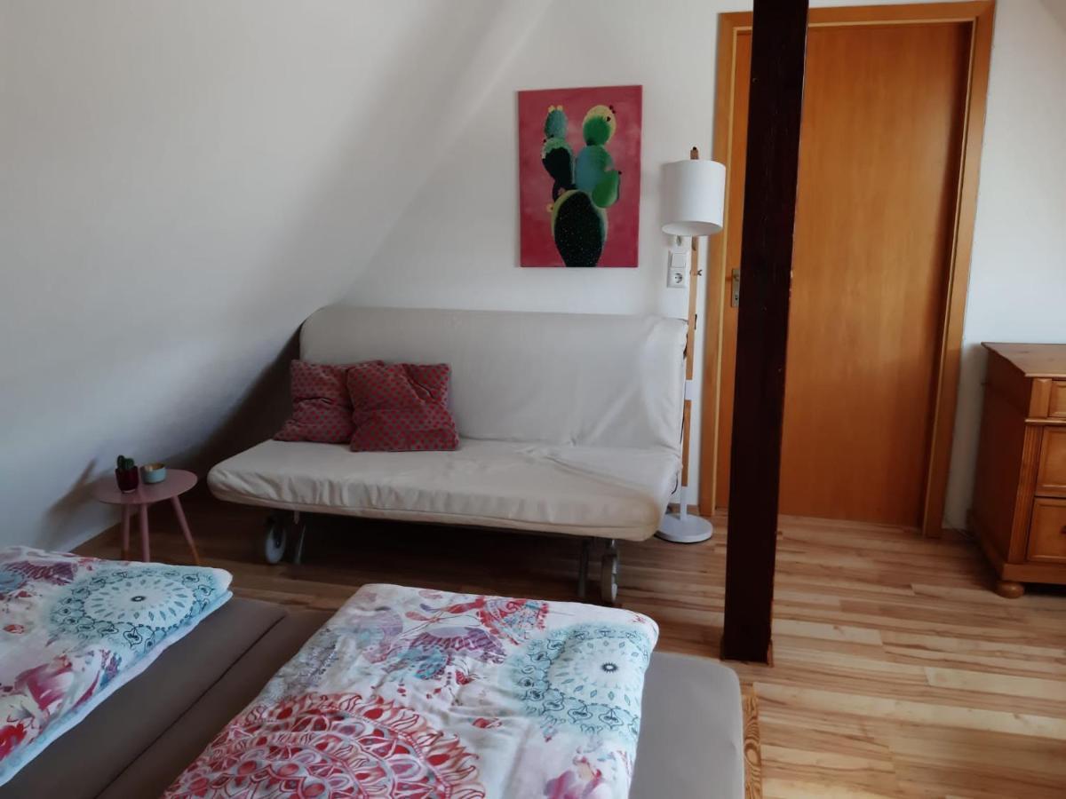 Giebelzimmer Mit Weinbergblick 스테텐 외부 사진